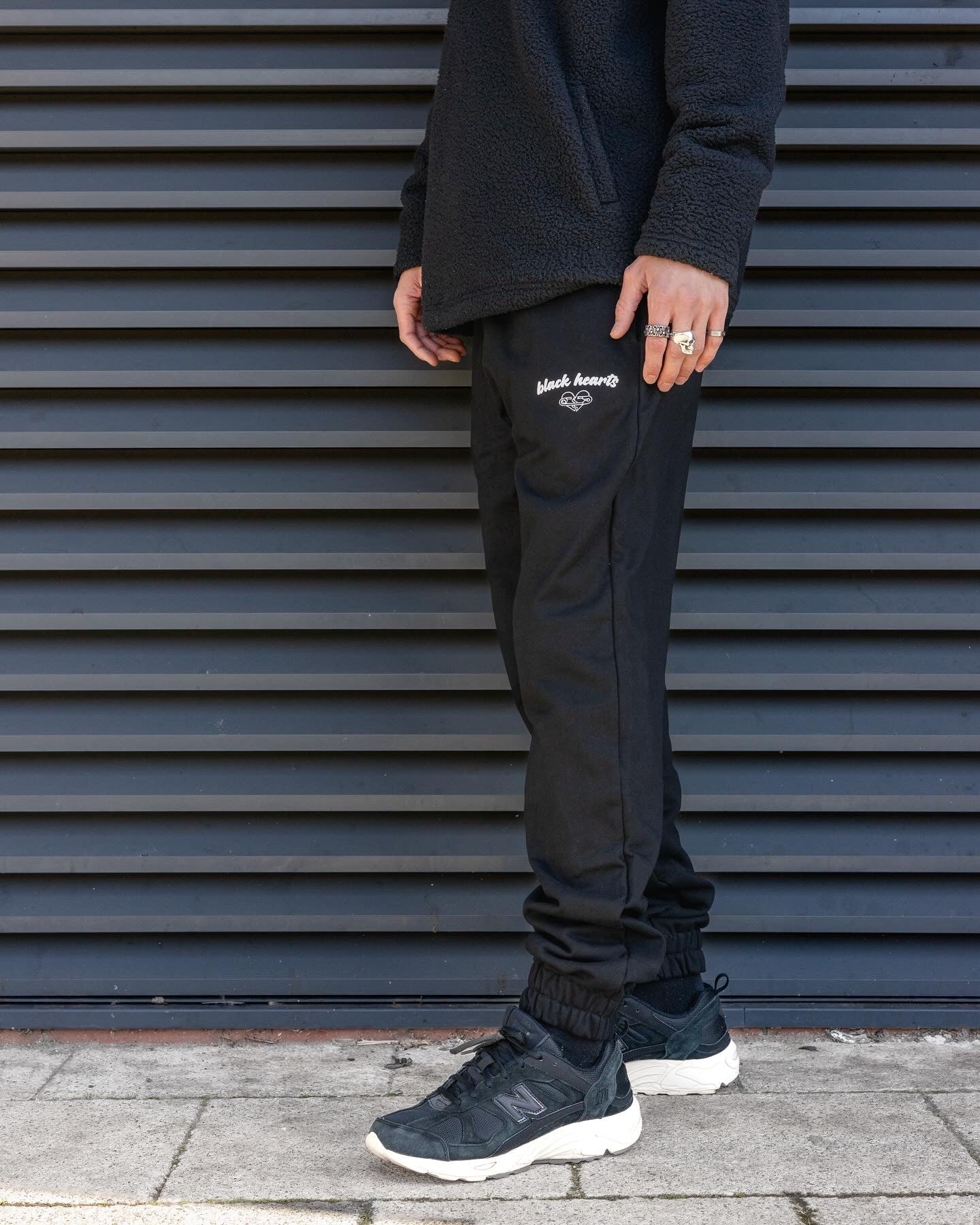 Black Hearts Heavyweight Joggers [400 GSM]