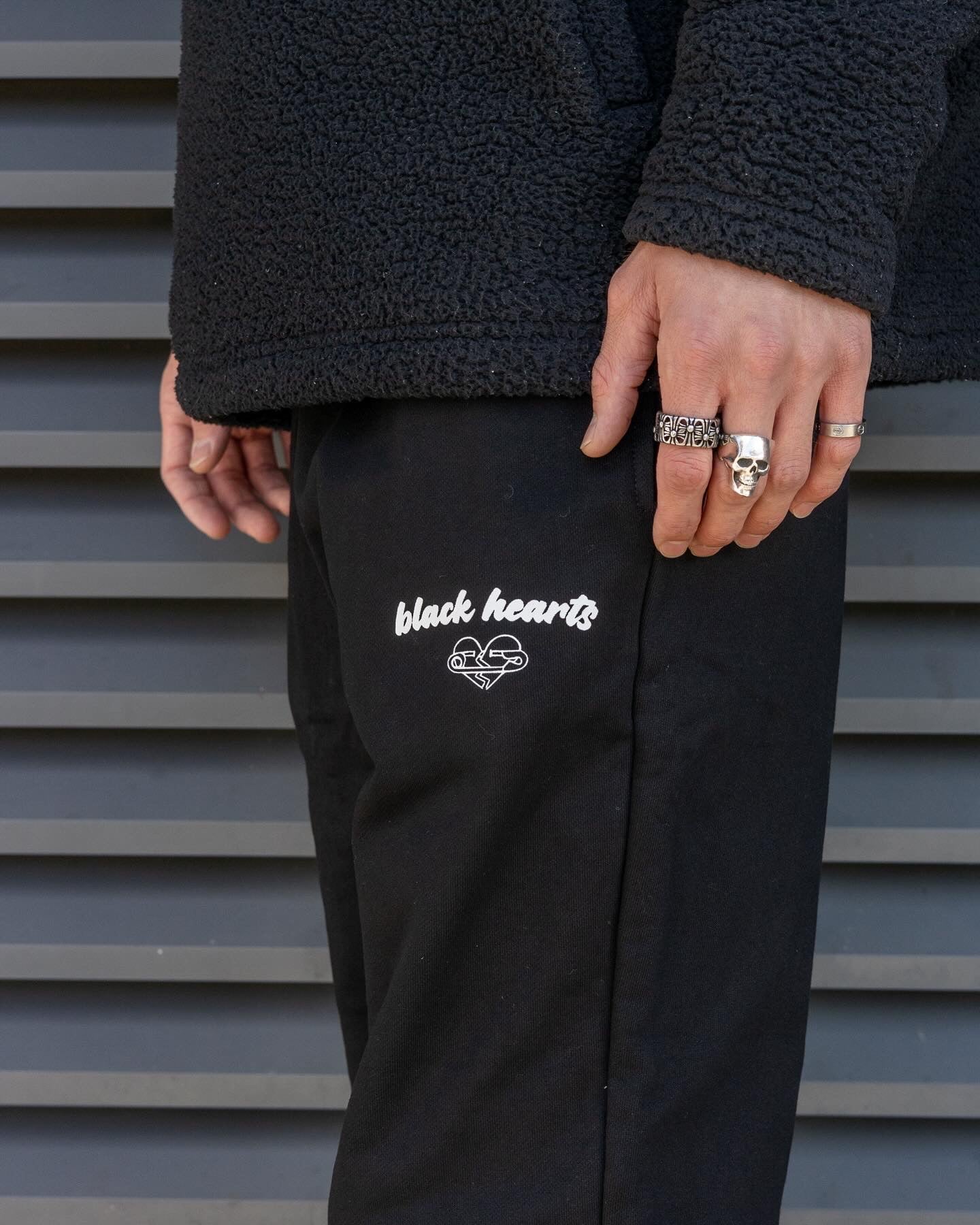 Black Hearts Heavyweight Joggers [400 GSM]